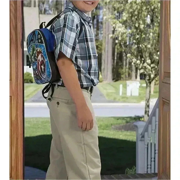 Marval Avengers Mini Backpack - Picture 2 of 6